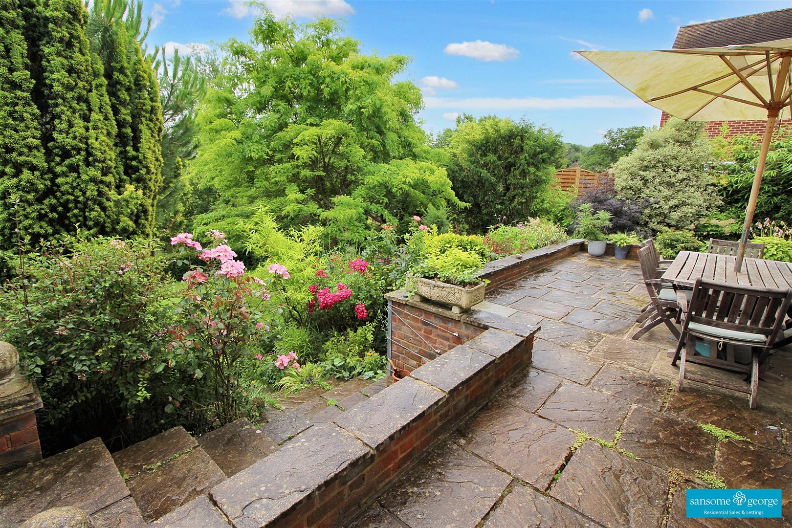 Fairway Avenue, Tilehurst, Reading